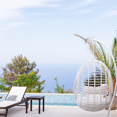 Etoni, Amazing Sea Views, Infinity Pool Villa *