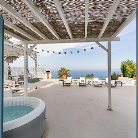 Etoni, Amazing Sea Views, Infinity Pool