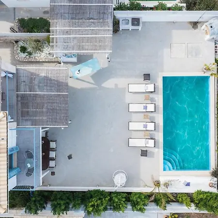 Etoni, Amazing Sea Views, Infinity Pool فيلة *