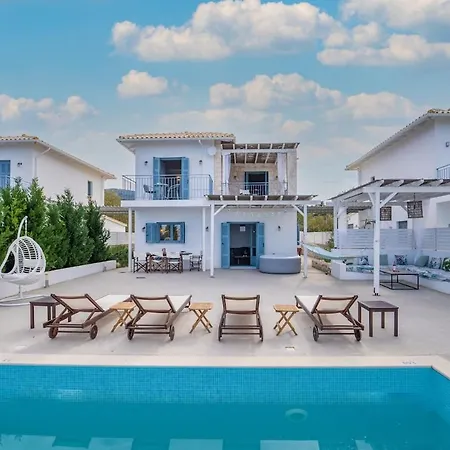 Etoni, Amazing Sea Views, Infinity Pool فيلة *
