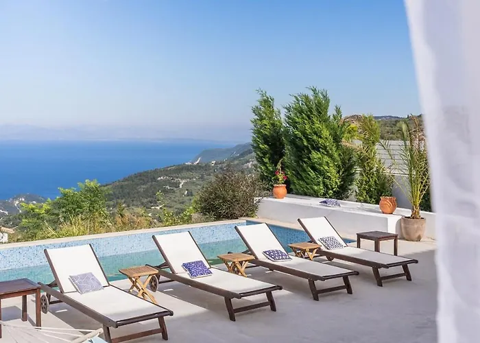 Etoni, Amazing Sea Views, Infinity Pool Villa *